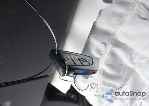 2021 BMW X5 xDrive40I z USA, uszkodzony, nr VIN 5UXCR6C02M9E64038